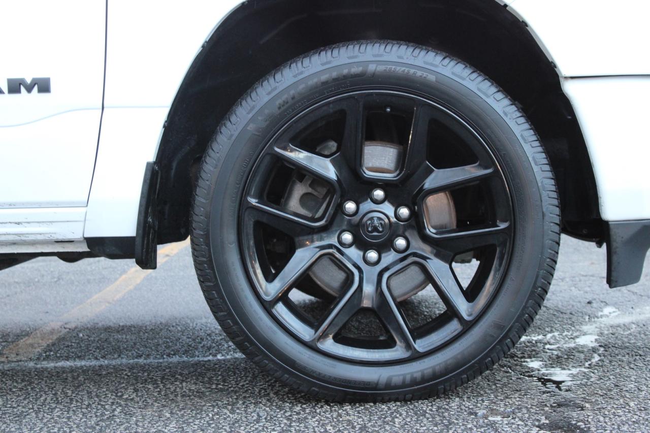 2020 RAM 1500 Sport Crew Cab 4WD Moonroof One Owner Photo