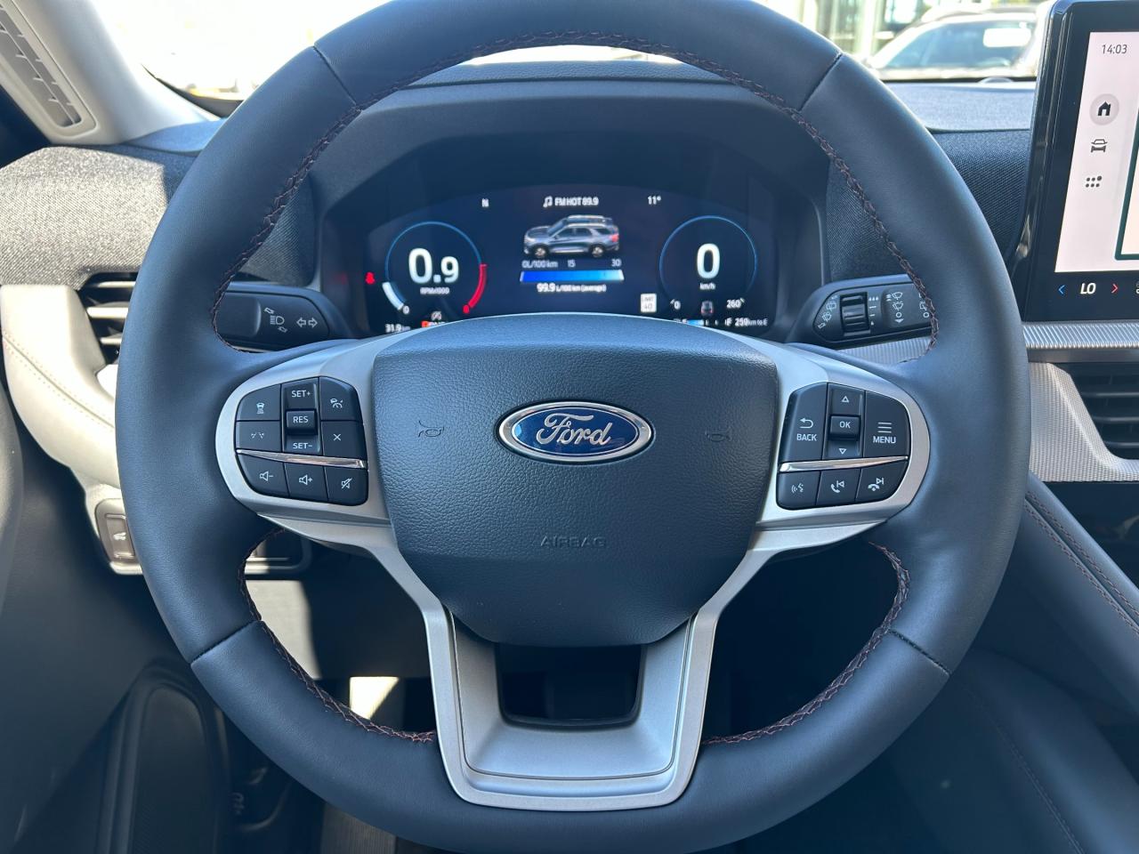 2025 Ford Explorer Active 4dr 4x4 Photo