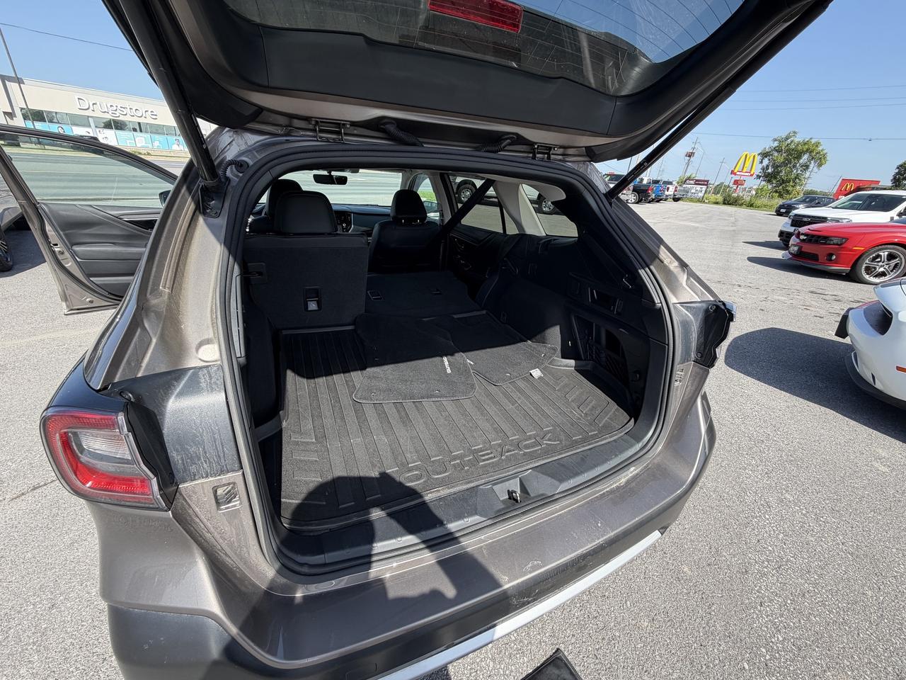 2021 Subaru Outback Limited LEATHER/NAV/call BELLEVILLE Photo