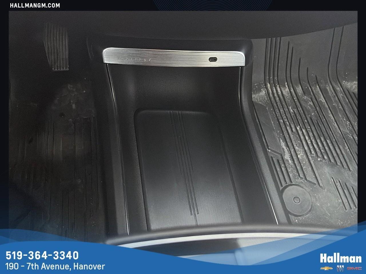 2024 Cadillac LYRIQ Tech w/1SA 4dr Photo