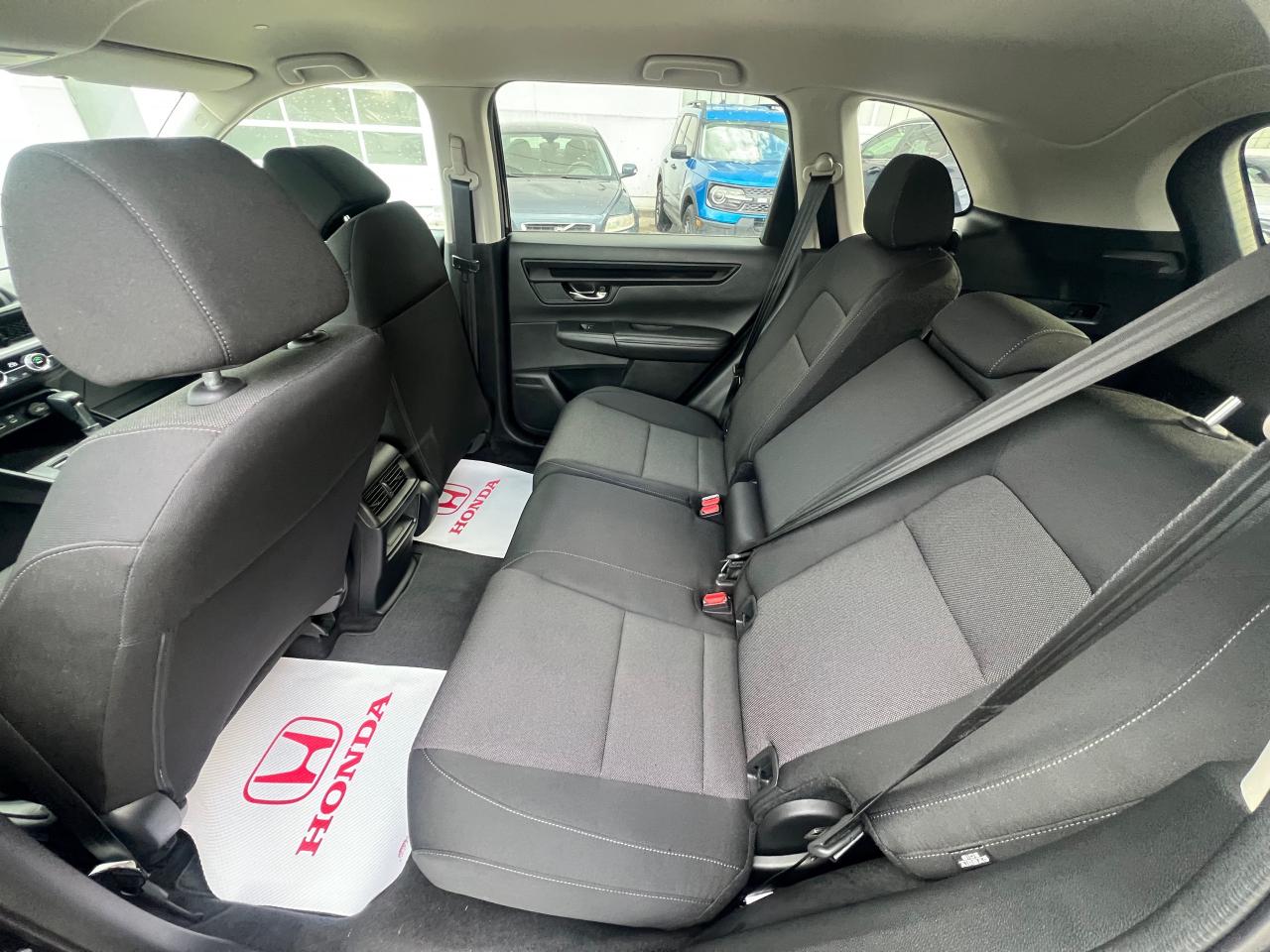 2025 Honda CR-V LX 4dr Front-wheel Drive Photo