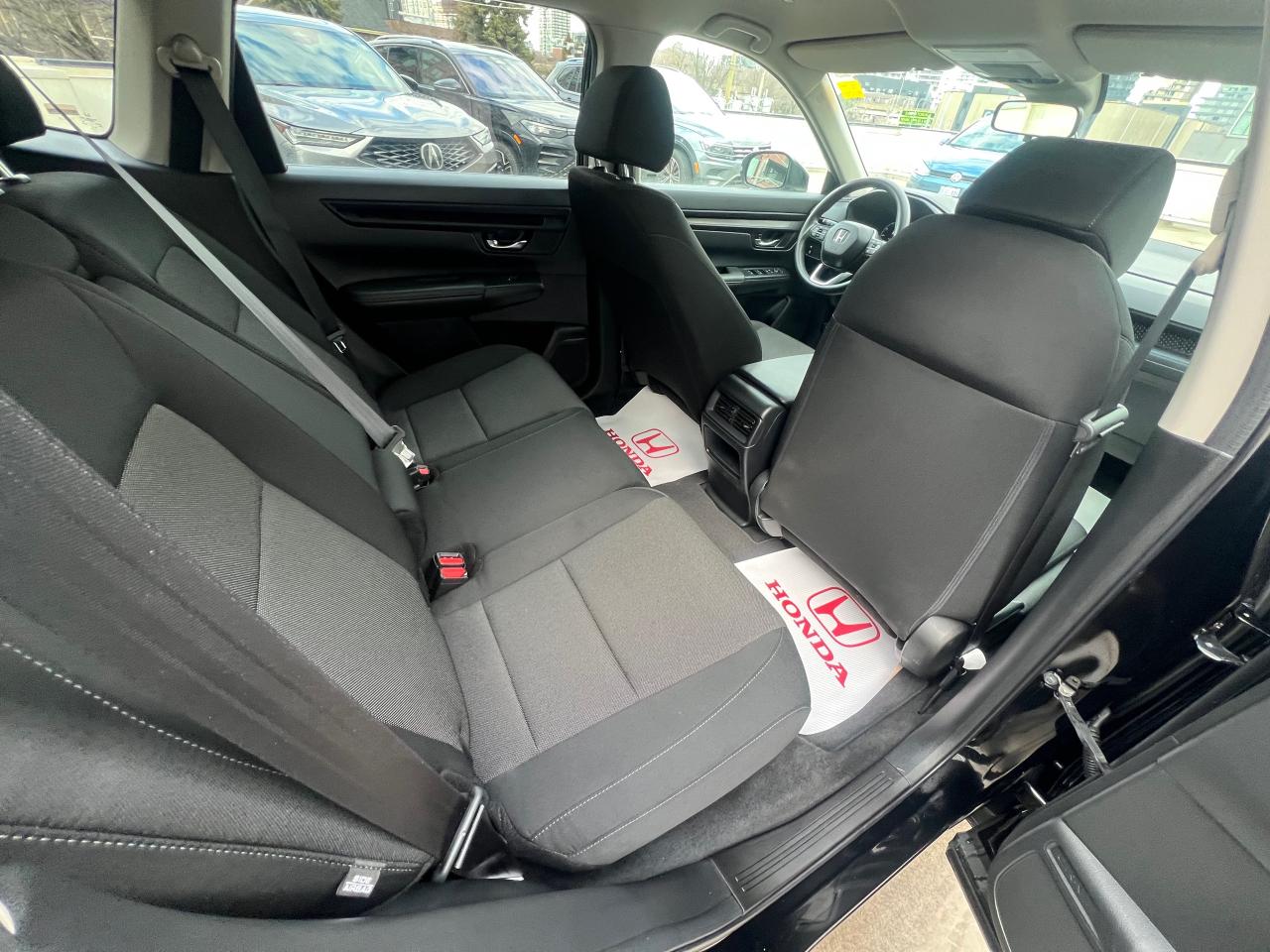 2025 Honda CR-V LX 4dr Front-wheel Drive Photo