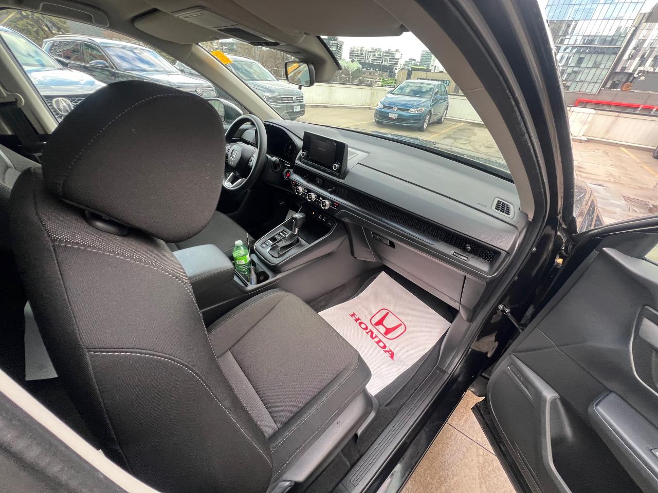 2025 Honda CR-V LX 4dr Front-wheel Drive Photo