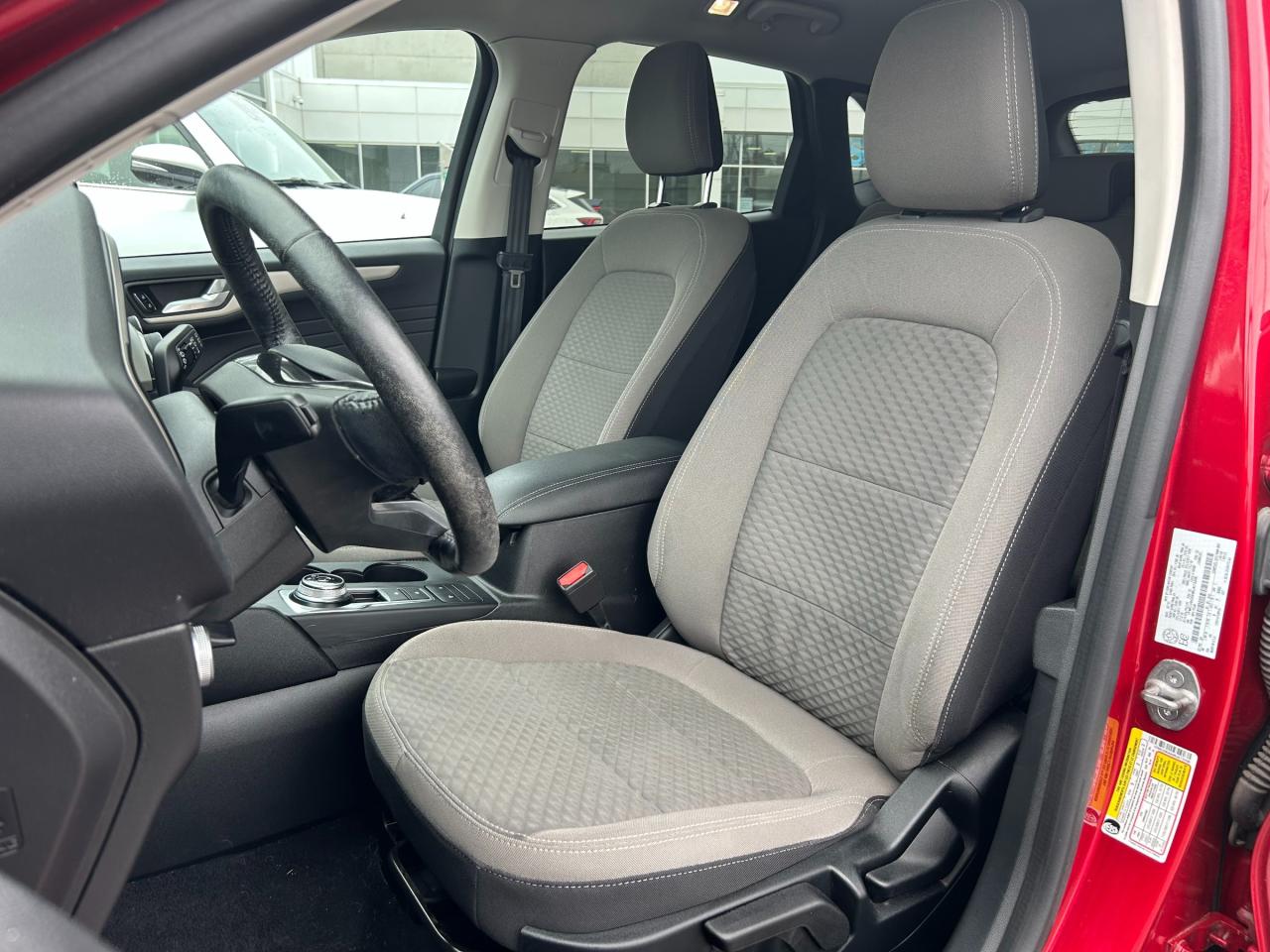 2021 Ford Escape SE 4dr All-Wheel Drive Photo