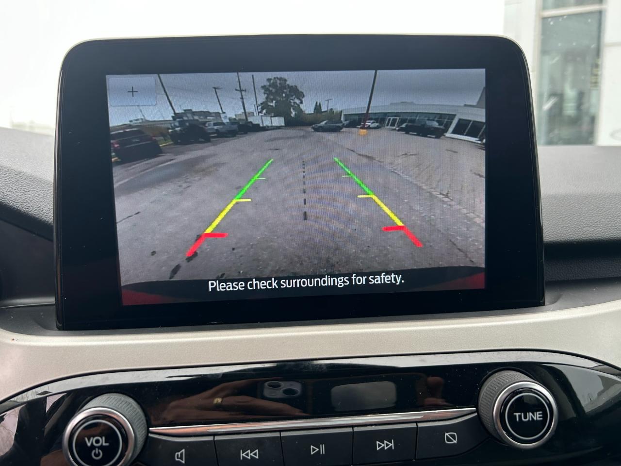 2021 Ford Escape SE 4dr All-Wheel Drive Photo