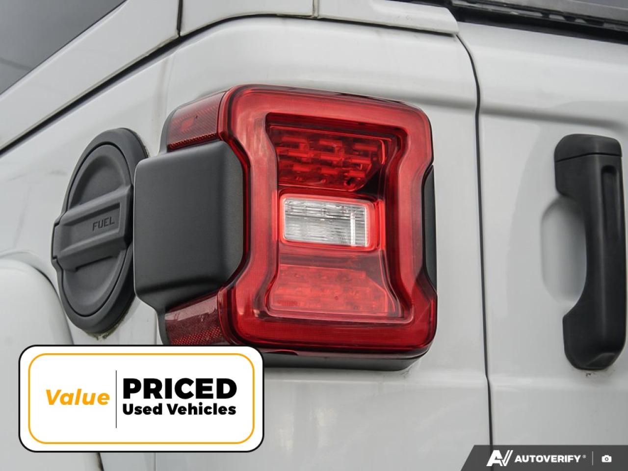 2020 Jeep WRANGLER UNLIMITED Sahara 4dr 4x4 Photo