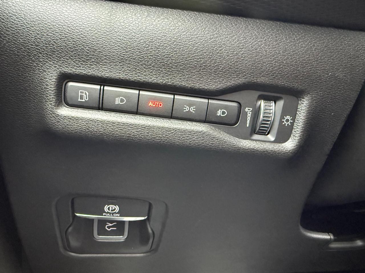 2026 Jeep Cherokee Laredo/Limited 4dr 4x4 Photo