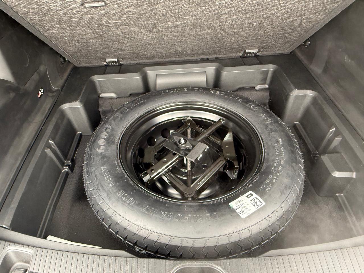 2026 Jeep Cherokee Laredo/Limited 4dr 4x4 Photo