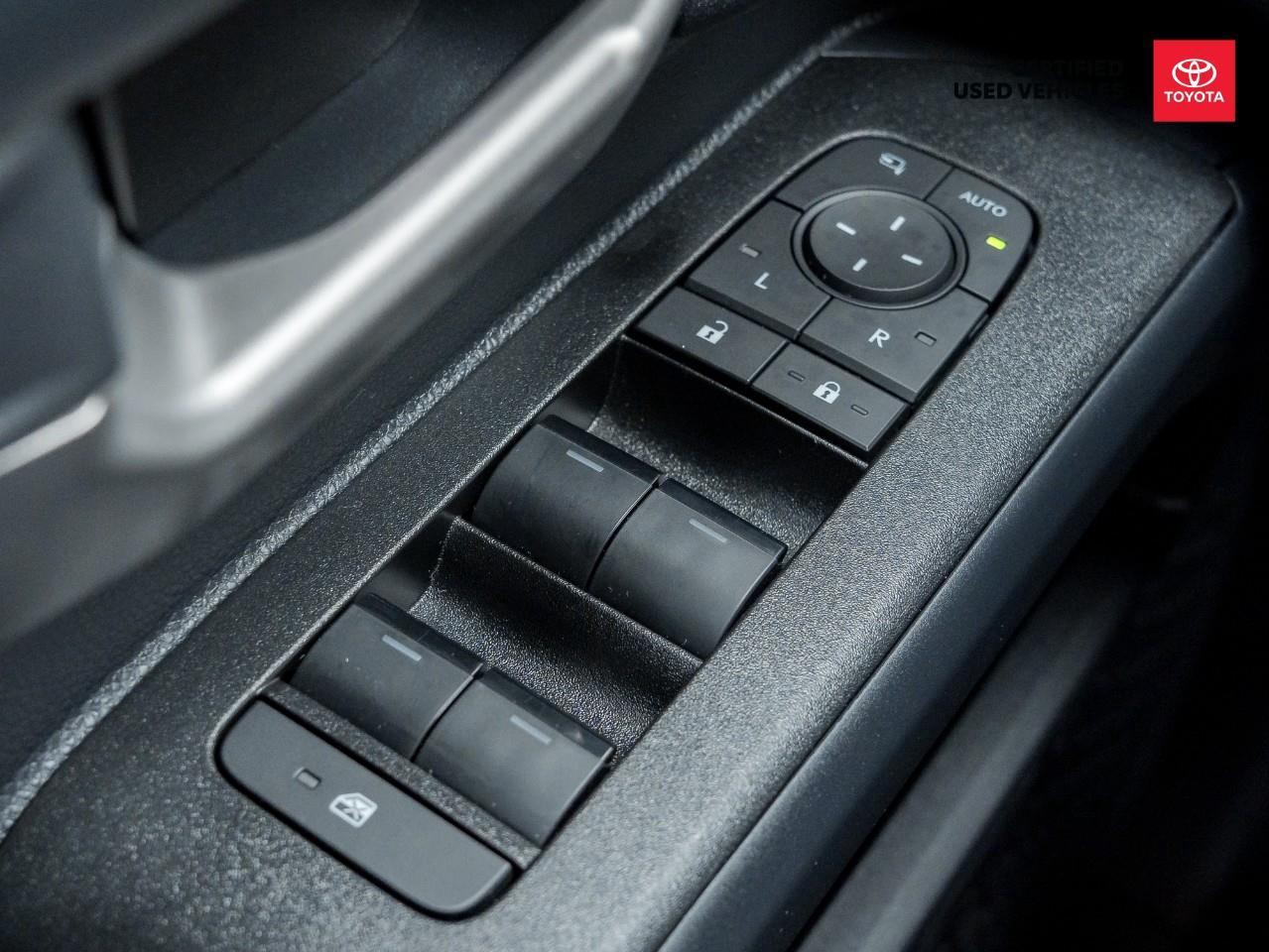 2025 Toyota 4Runner Hybrid Base 4dr 4x4 Photo