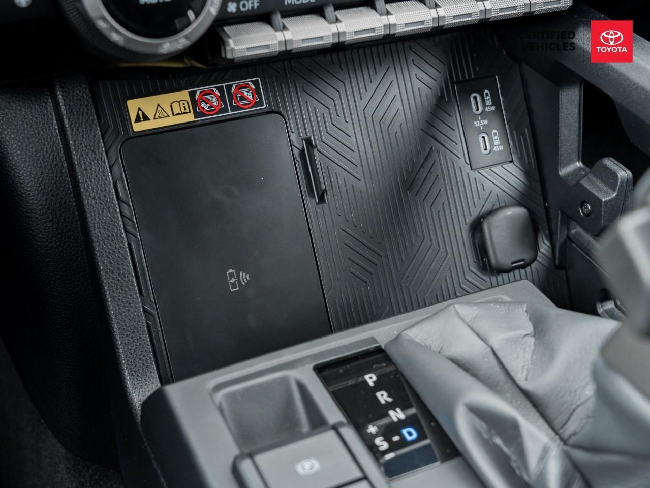 2025 Toyota 4Runner Hybrid Base 4dr 4x4 Photo