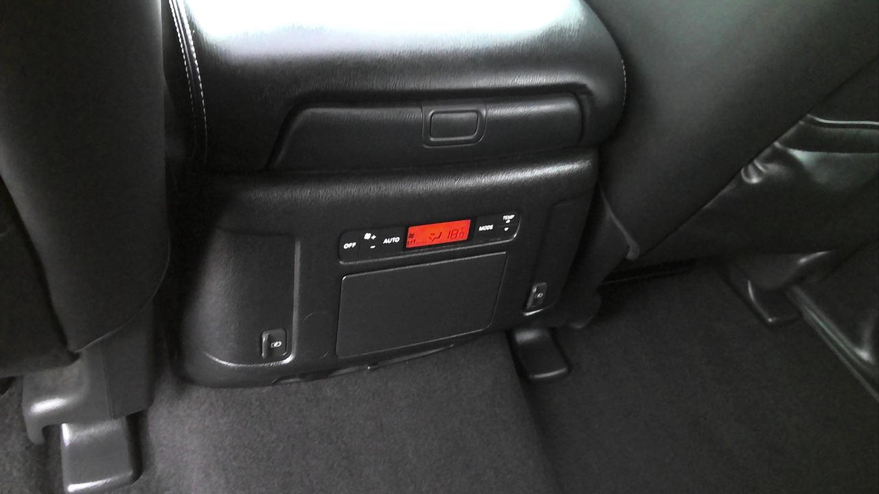 2019 Nissan Armada  Photo