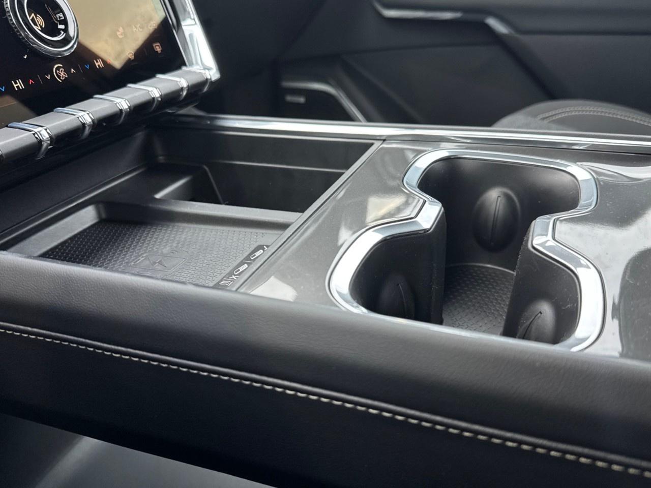 2026 GMC Acadia AWD Elevation Photo