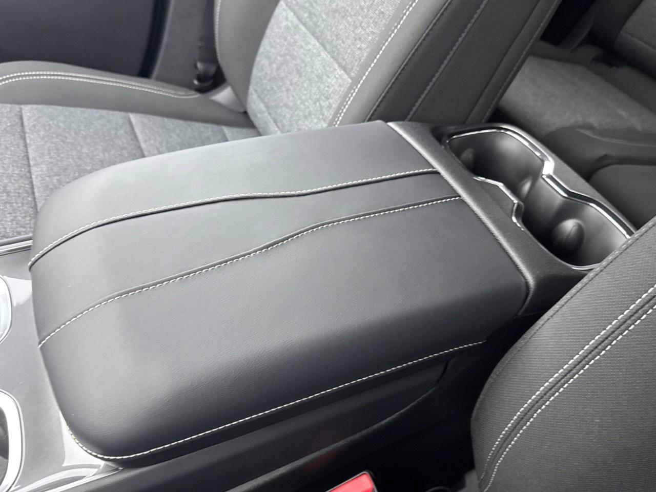 2026 GMC Acadia AWD Elevation Photo