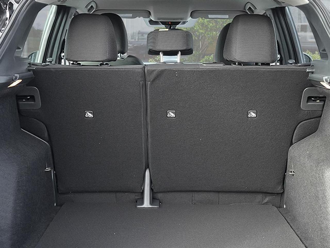 2026 Nissan Kicks SV 4dr All-Wheel Drive Photo