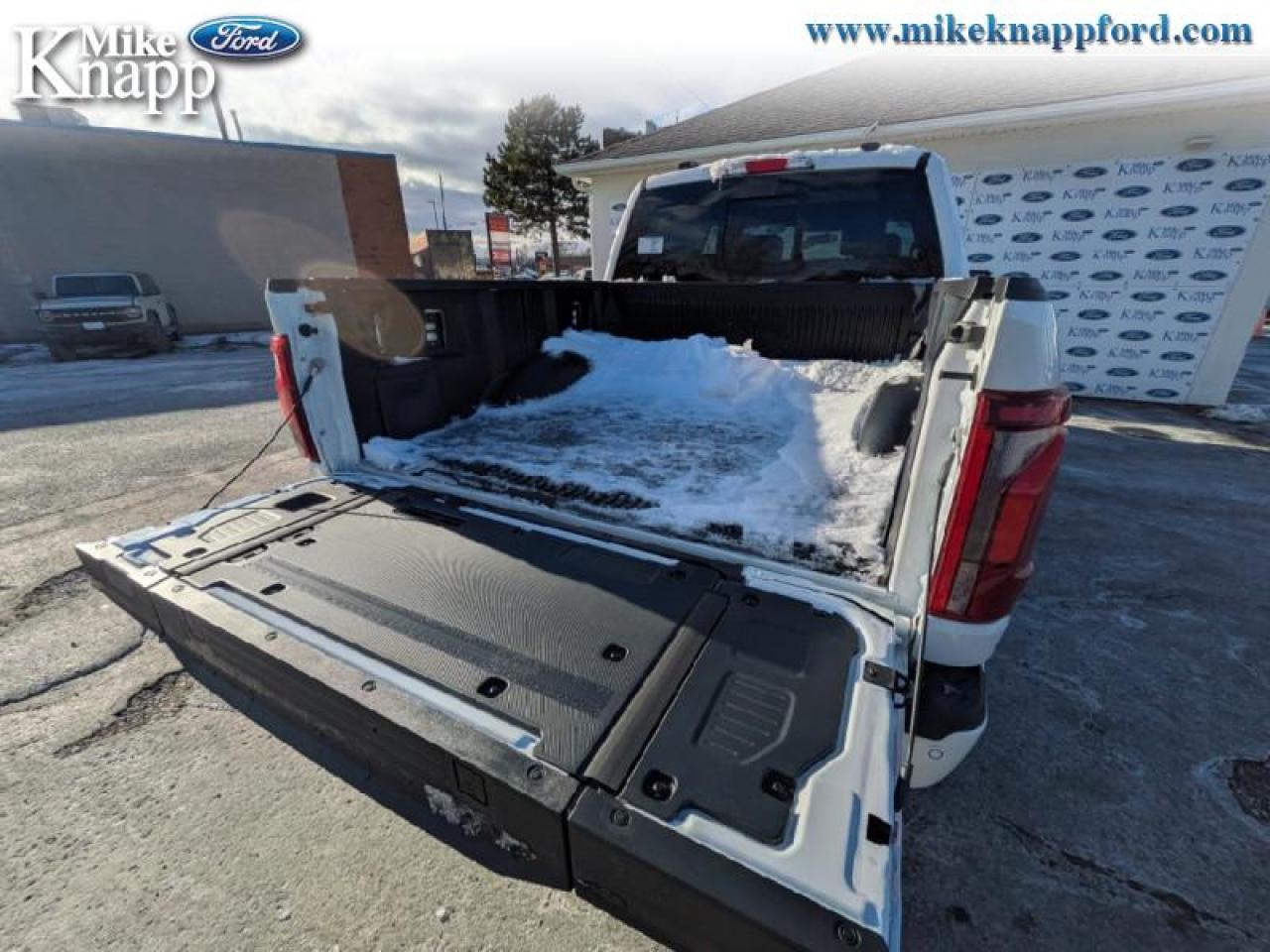 2025 Ford F-150 Lariat Photo