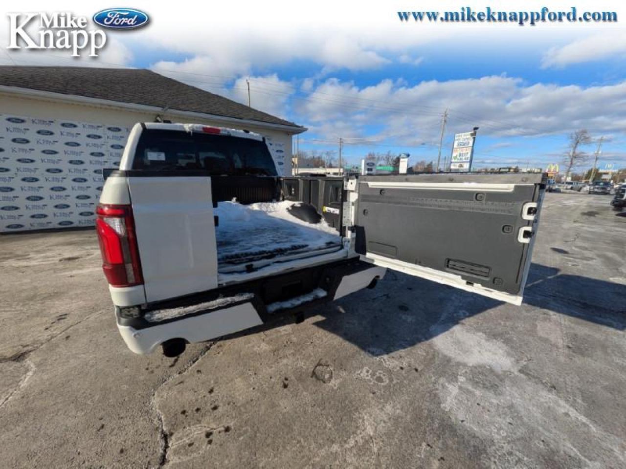 2025 Ford F-150 Lariat Photo