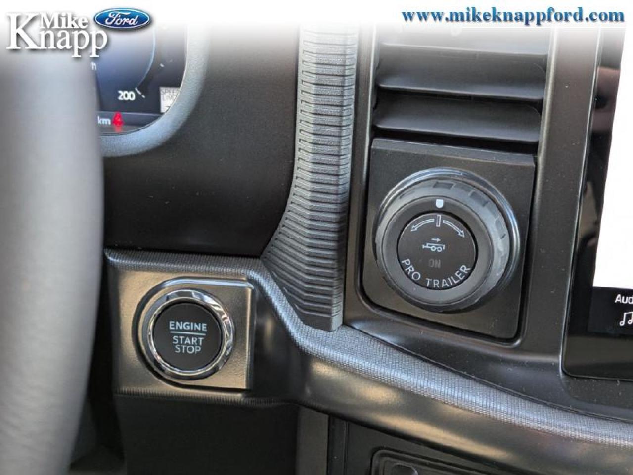 2025 Ford F-150 Lariat Photo