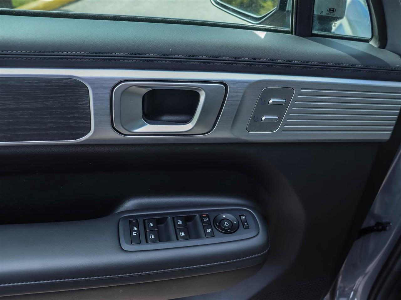 2024 Hyundai Santa Fe Luxury 4dr All-Wheel Drive Photo