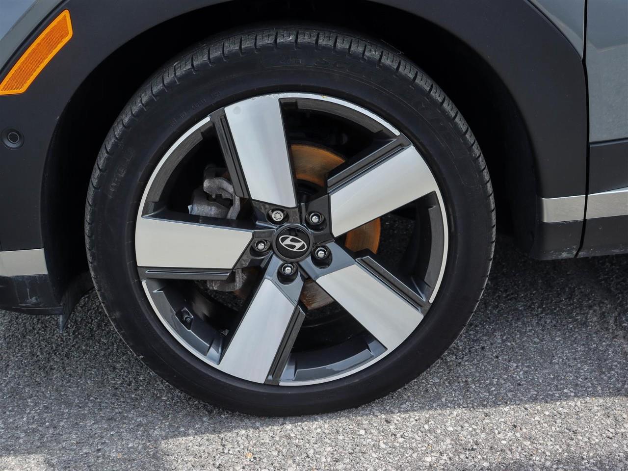 2024 Hyundai Santa Fe Luxury 4dr All-Wheel Drive Photo