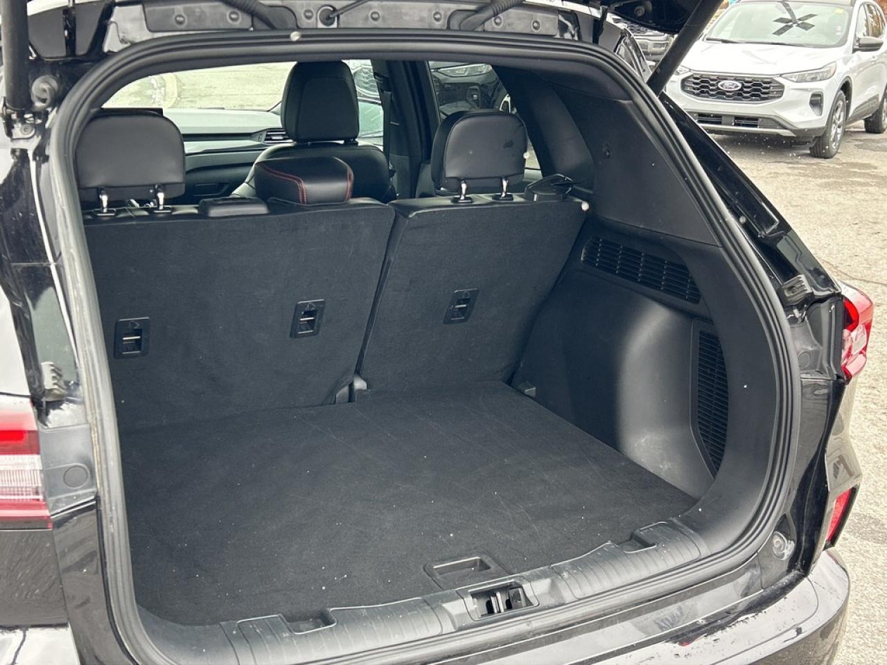 2024 Ford Escape ST-Line 4dr All-Wheel Drive Photo