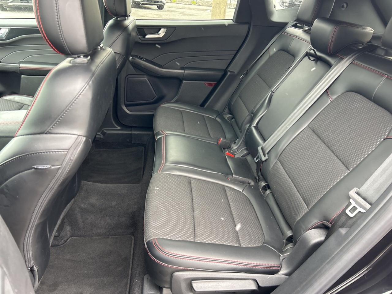 2024 Ford Escape ST-Line 4dr All-Wheel Drive Photo