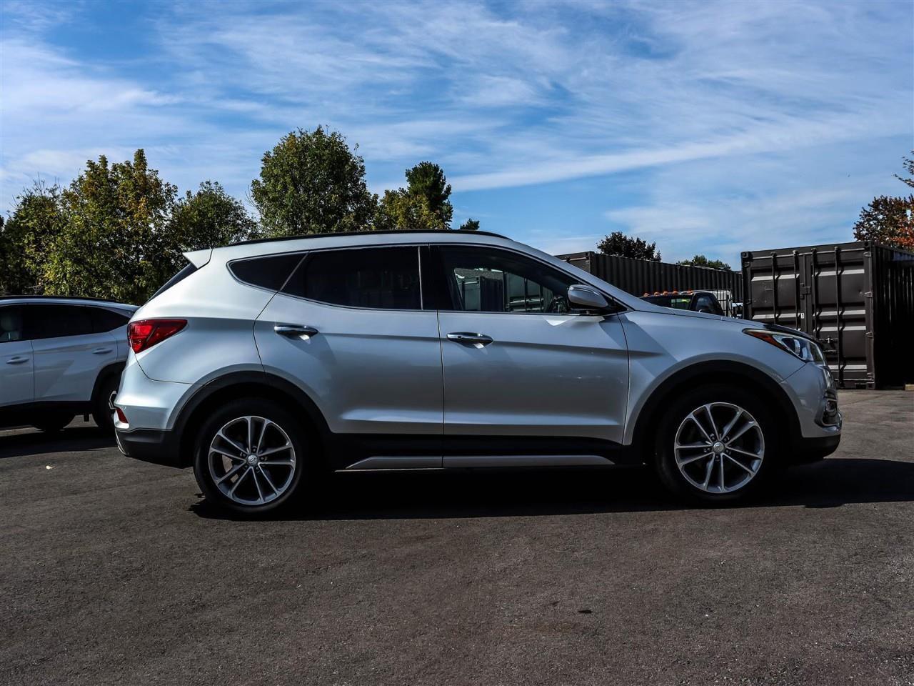 2018 Hyundai Santa Fe Sport 2.0T SE 4dr All-Wheel Drive Photo2