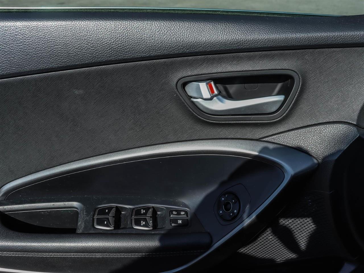 2018 Hyundai Santa Fe Sport 2.0T SE 4dr All-Wheel Drive Photo