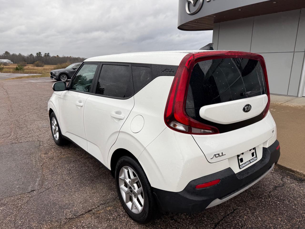 2021 Kia Soul EX 4dr Hatchback Photo