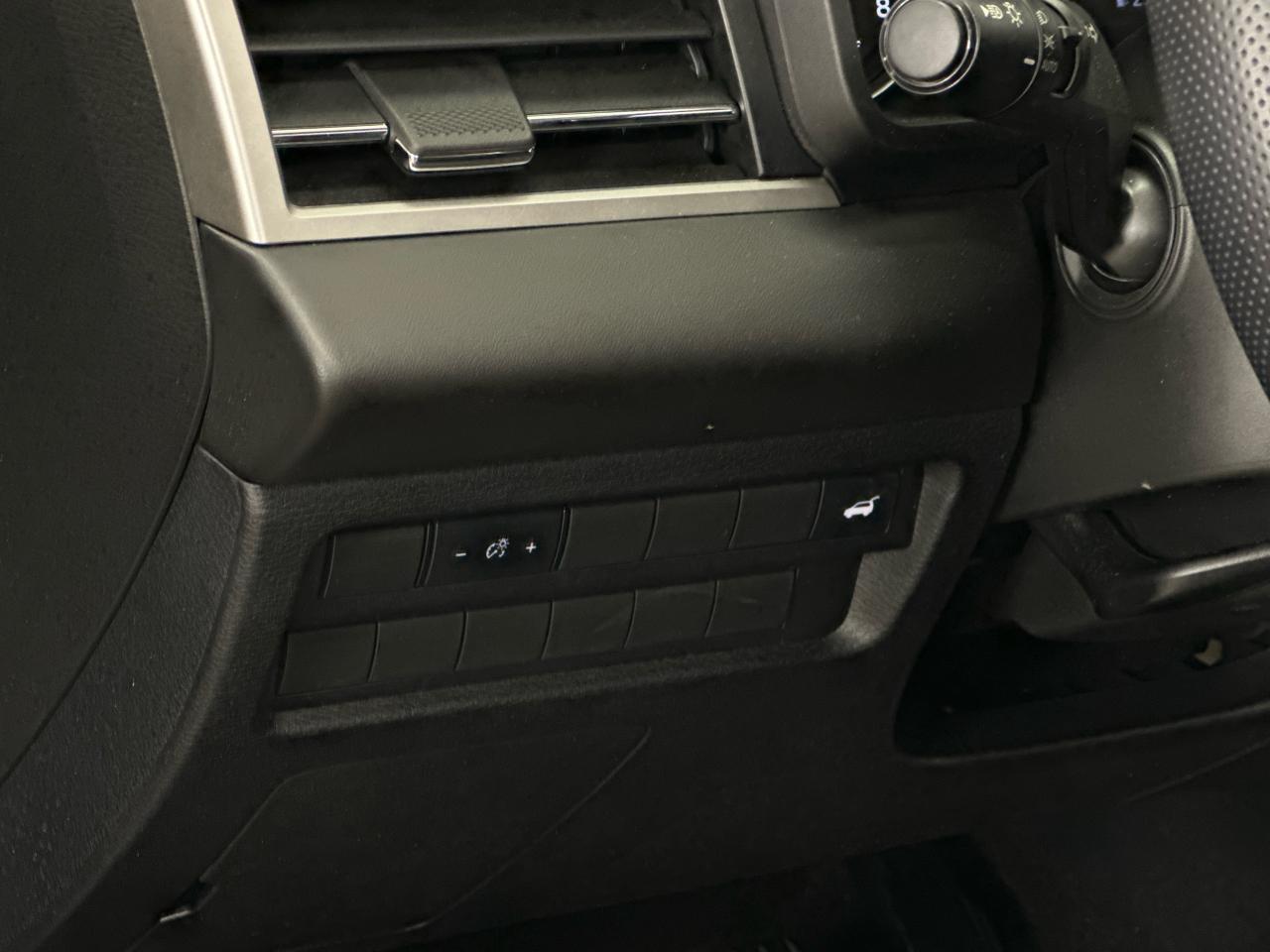 2024 Mitsubishi Outlander SE 4DR S-AWC Photo