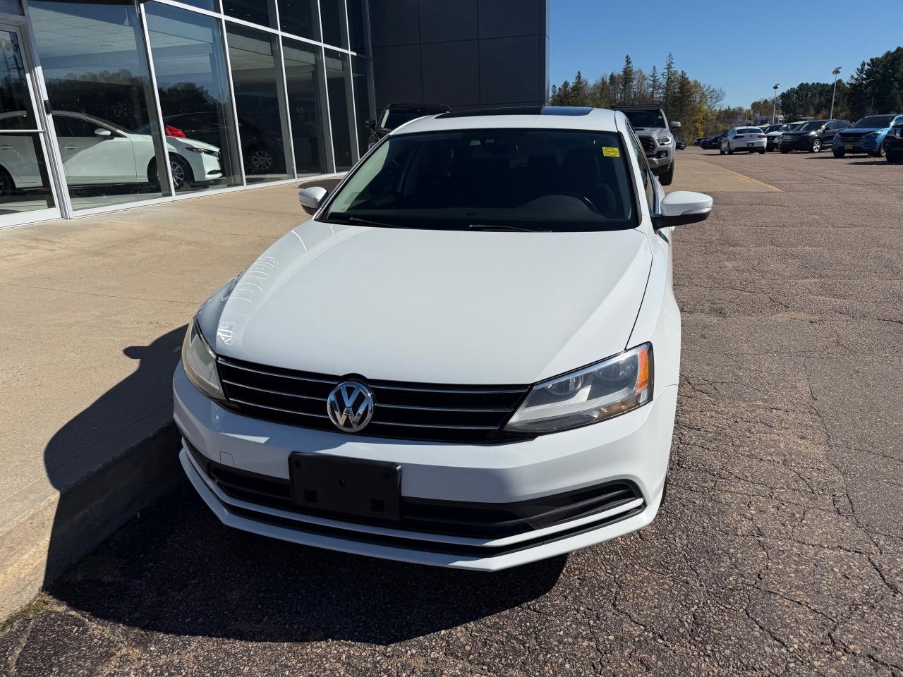 2016 Volkswagen Jetta 1.8 TSI Highline (A6) 4dr Sedan Photo