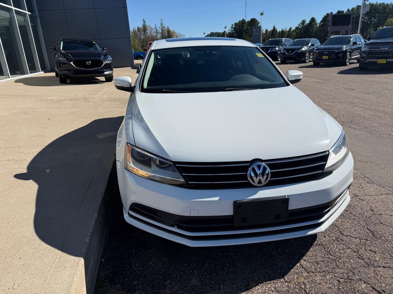 2016 Volkswagen Jetta 1.8 TSI Highline (A6) 4dr Sedan Photo