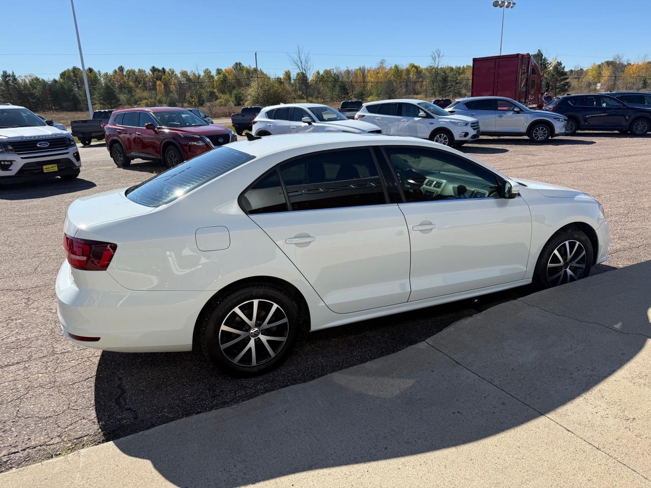 2016 Volkswagen Jetta 1.8 TSI Highline (A6) 4dr Sedan Photo