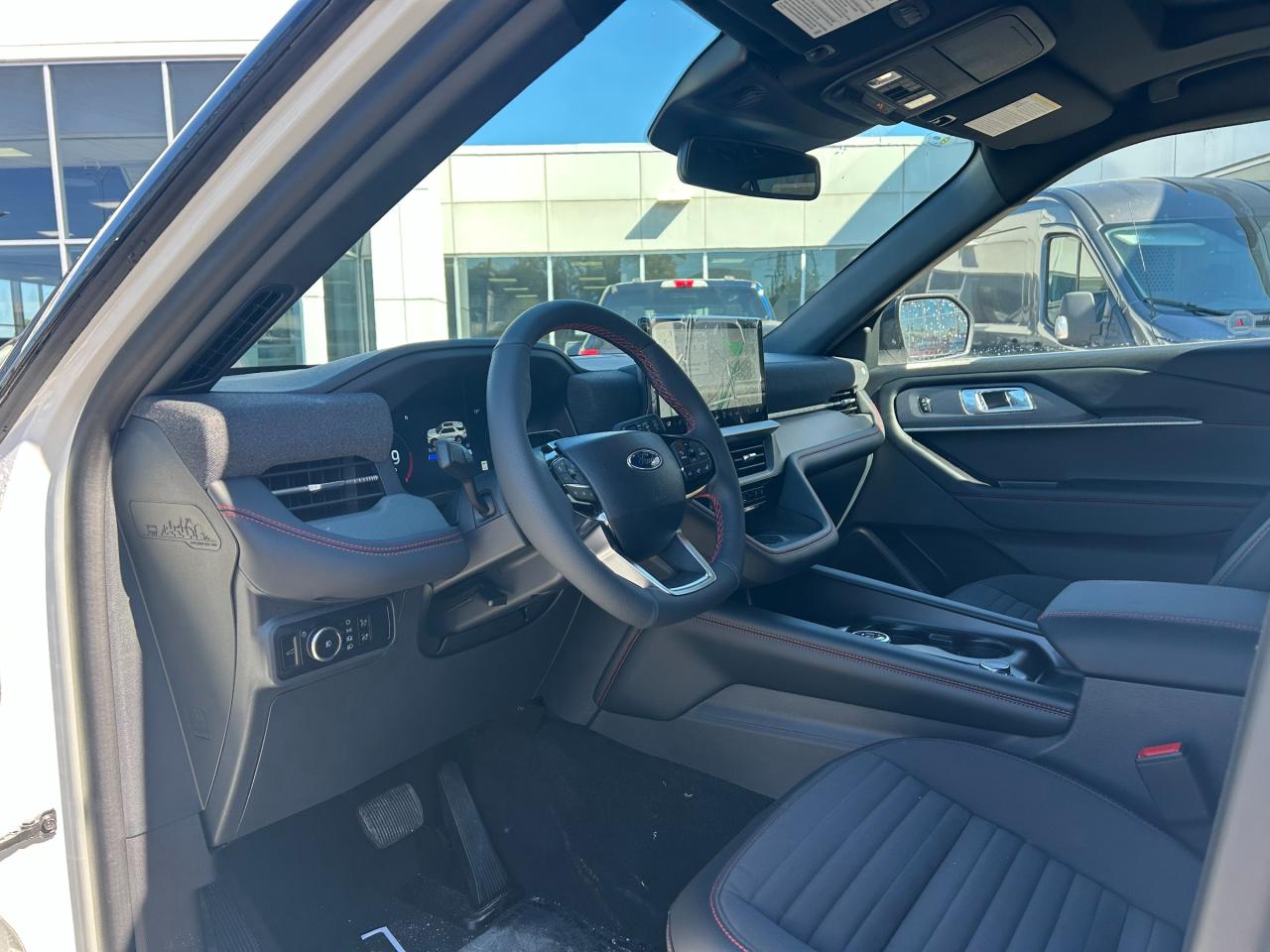 2025 Ford Explorer ST-Line 4dr 4x4 Photo