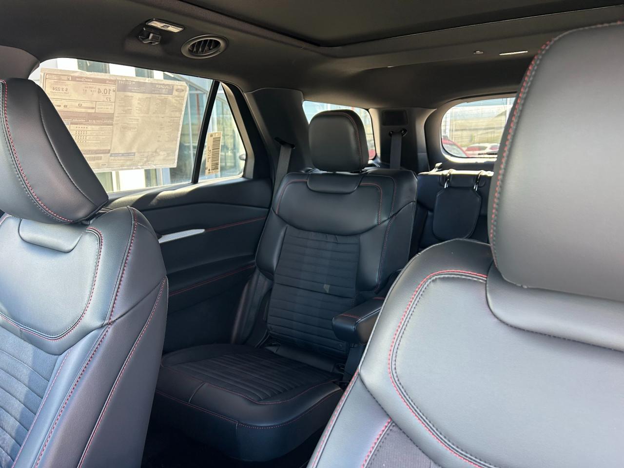 2025 Ford Explorer ST-Line 4dr 4x4 Photo