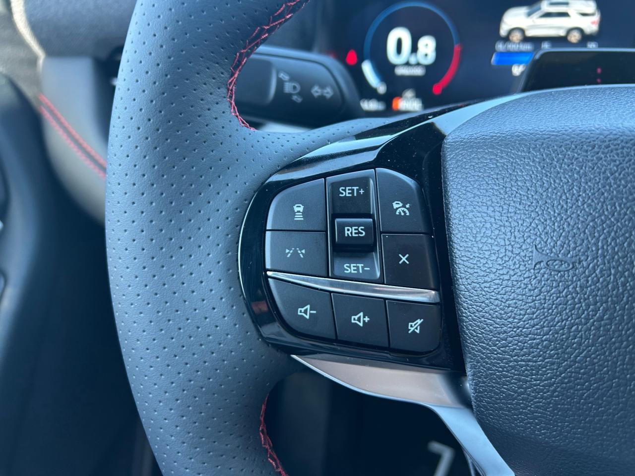 2025 Ford Explorer ST-Line 4dr 4x4 Photo