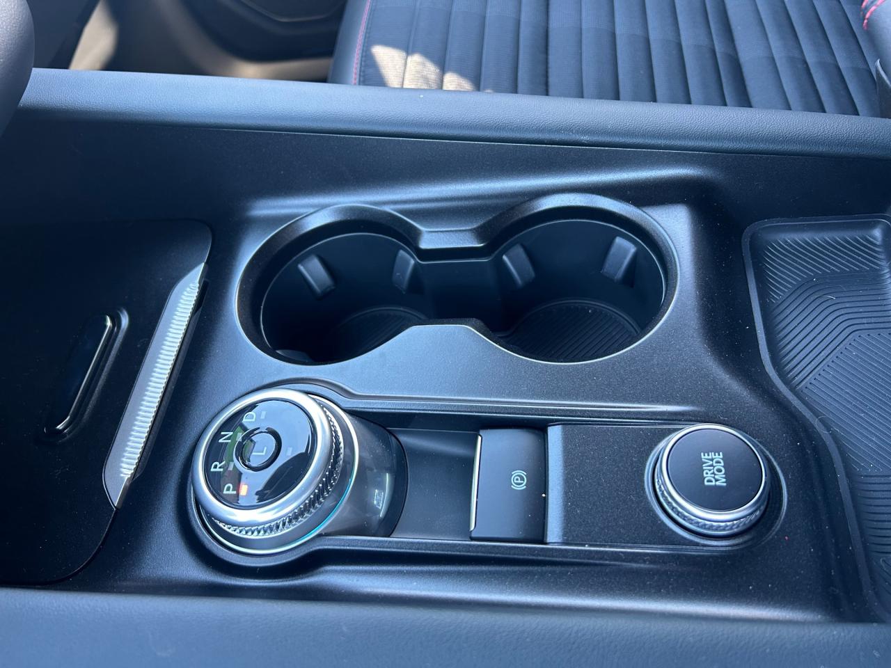 2025 Ford Explorer ST-Line 4dr 4x4 Photo