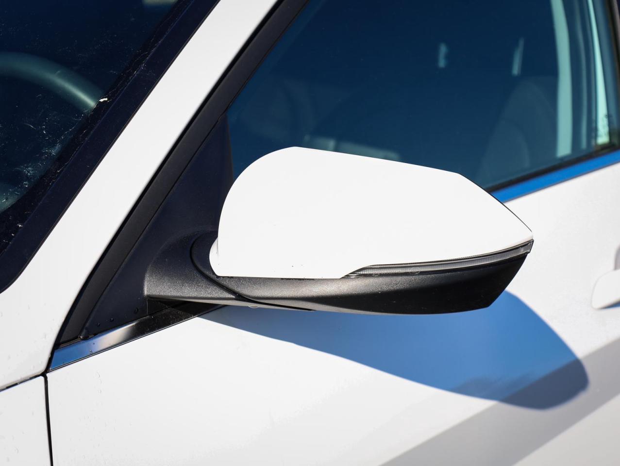 2025 Hyundai Elantra  Photo