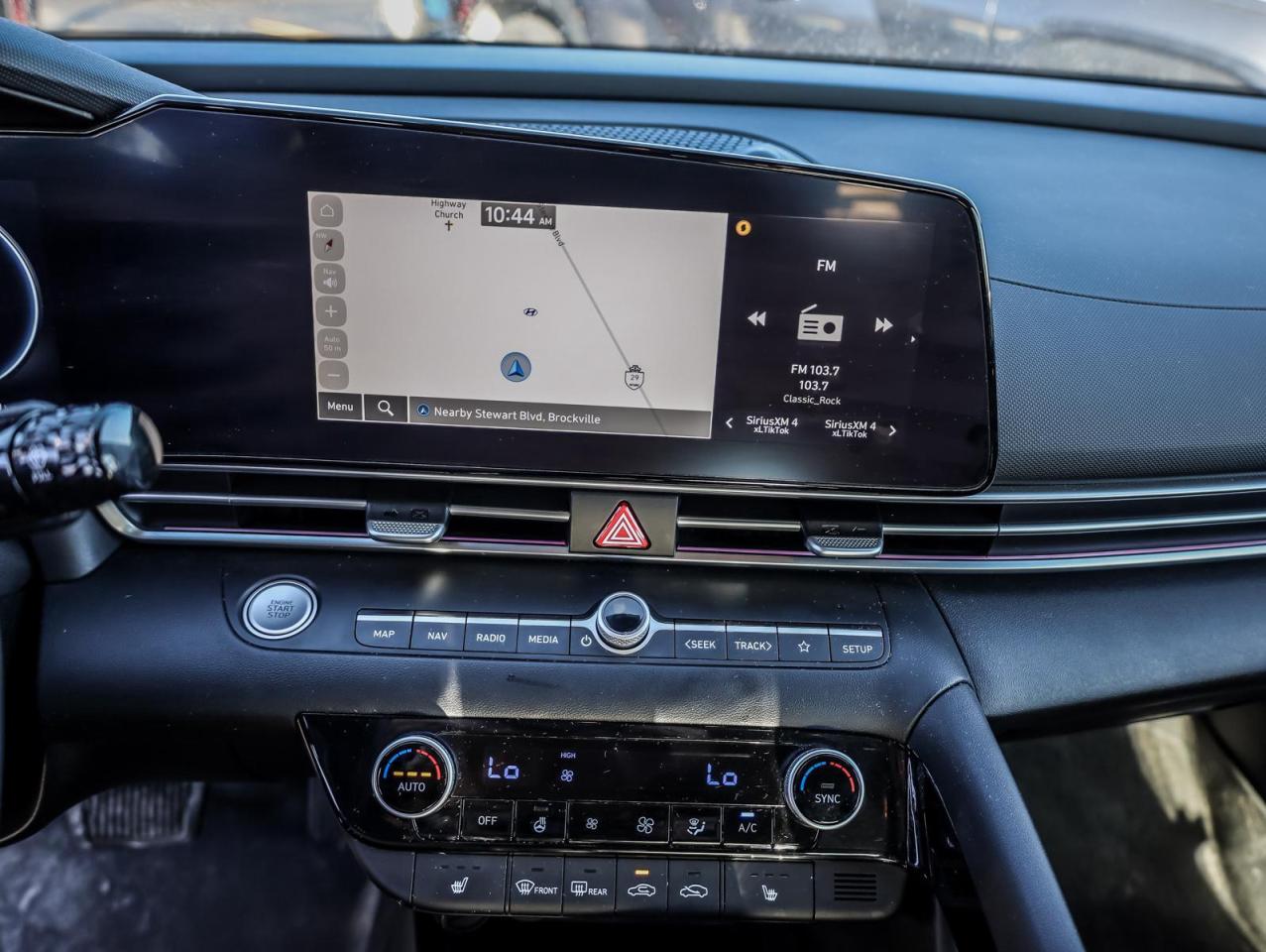 2025 Hyundai Elantra  Photo