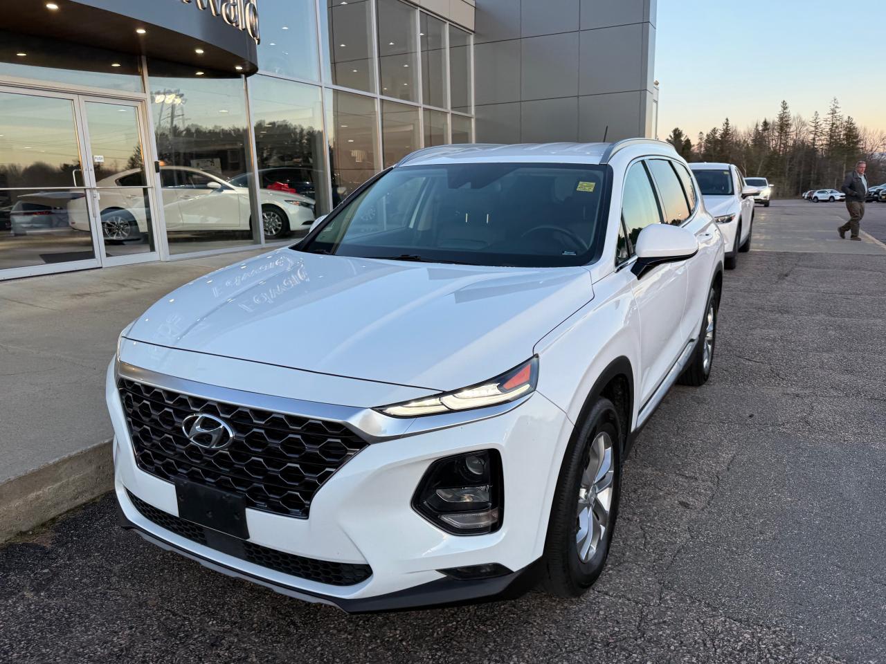 2020 Hyundai Santa Fe Essential 2.4 4dr Front-Wheel Drive Photo