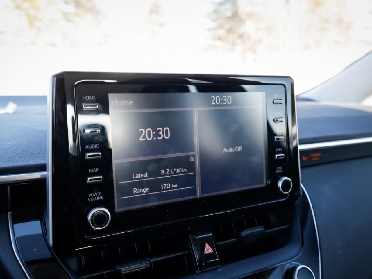 2020 Toyota Corolla LE Photo