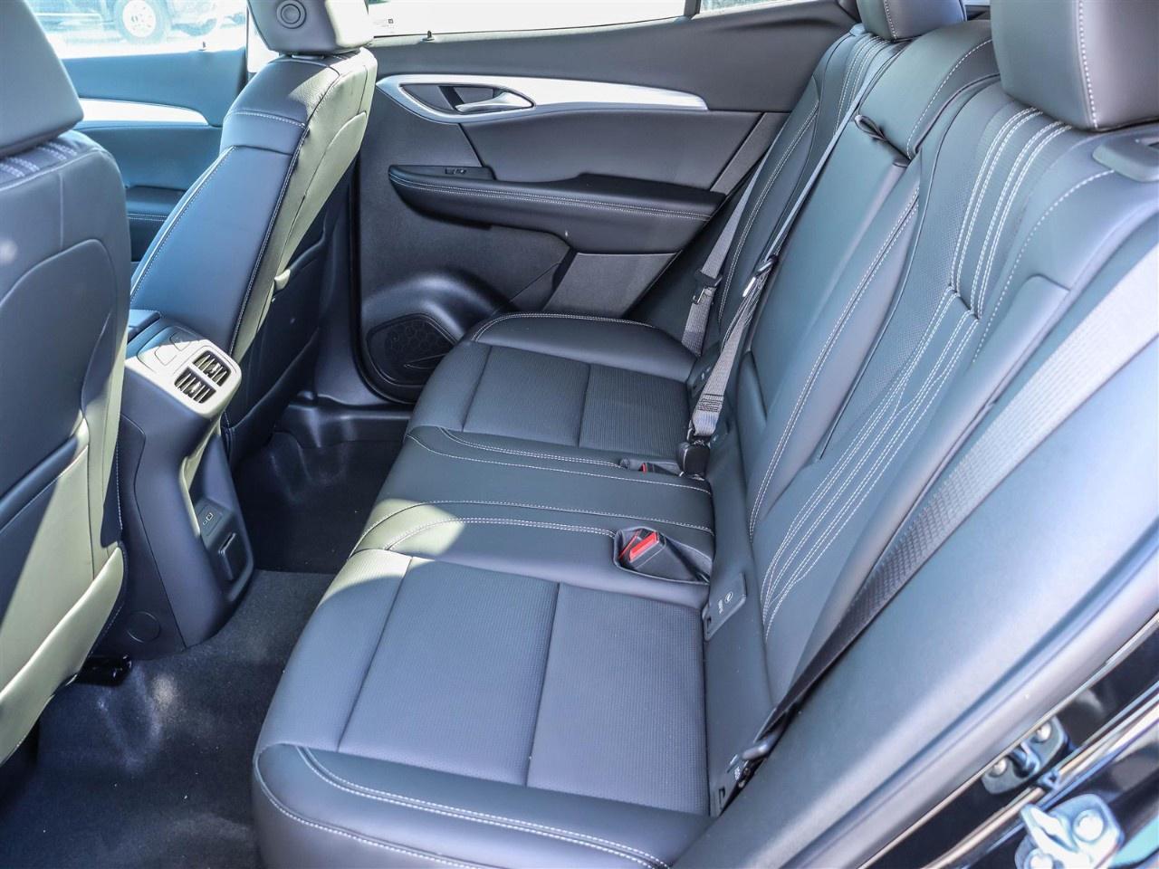 2025 Buick Envision AWD 4dr Avenir Photo