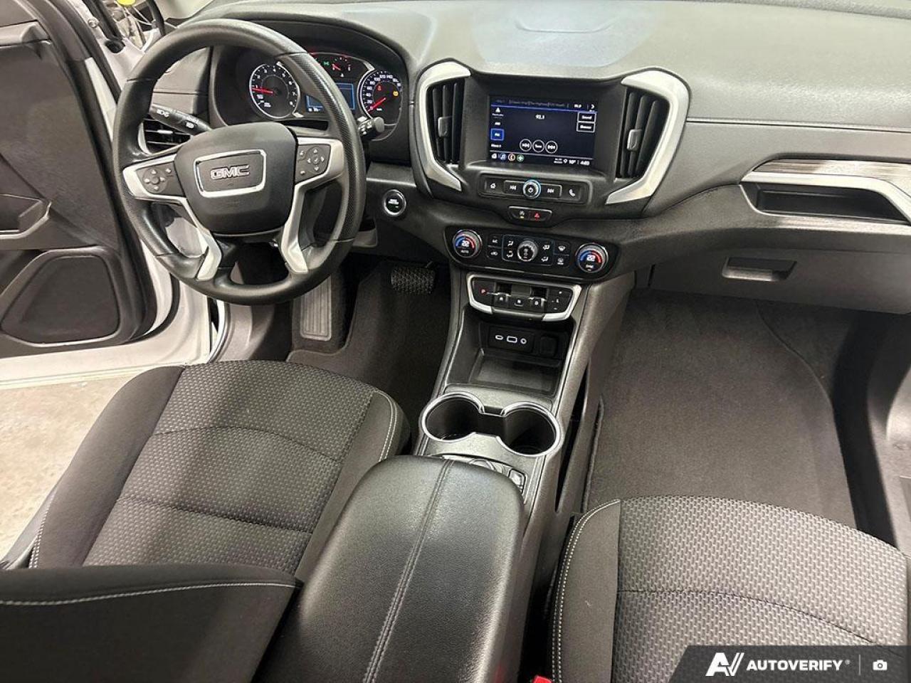 2024 GMC Terrain SLE 4dr All-Wheel Drive Photo