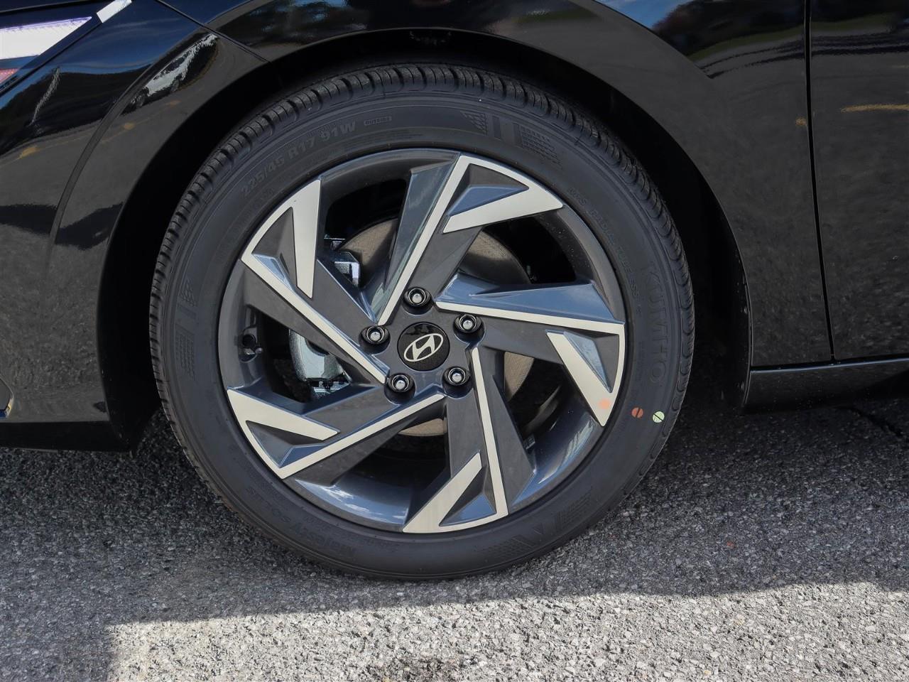 2025 Hyundai Elantra Preferred w/Tech Pkg 4dr Sedan Photo