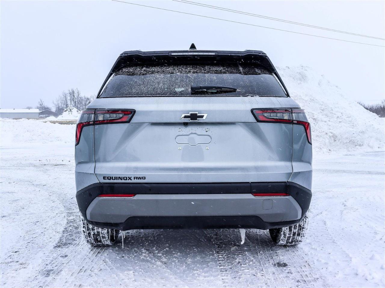 2026 Chevrolet Equinox AWD LT Photo3