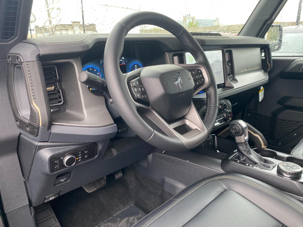 2025 Ford Bronco Badlands 4dr 4x4 Photo