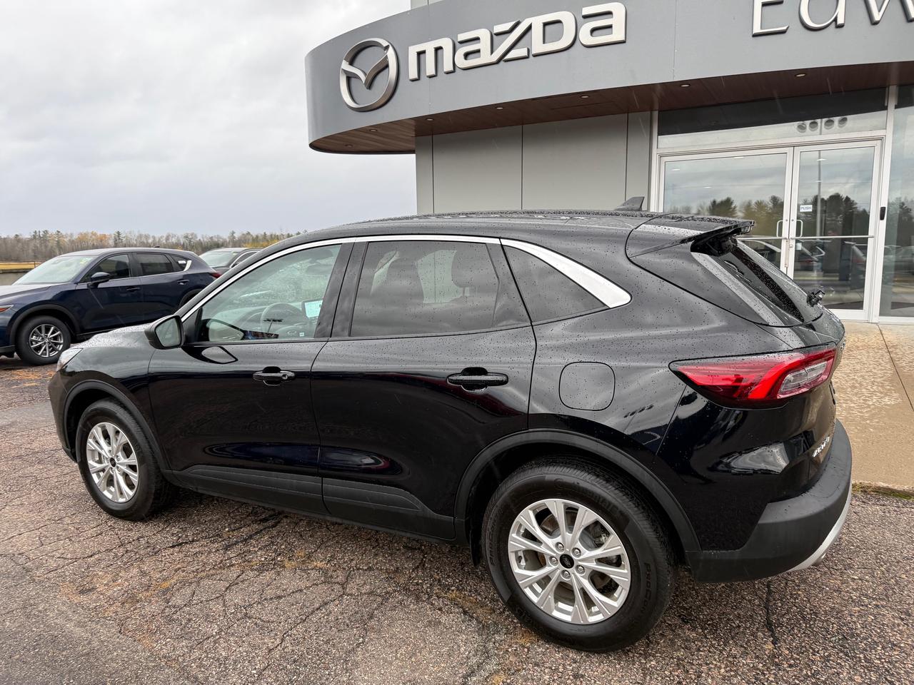 2023 Ford Escape Active 4dr All-Wheel Drive Photo