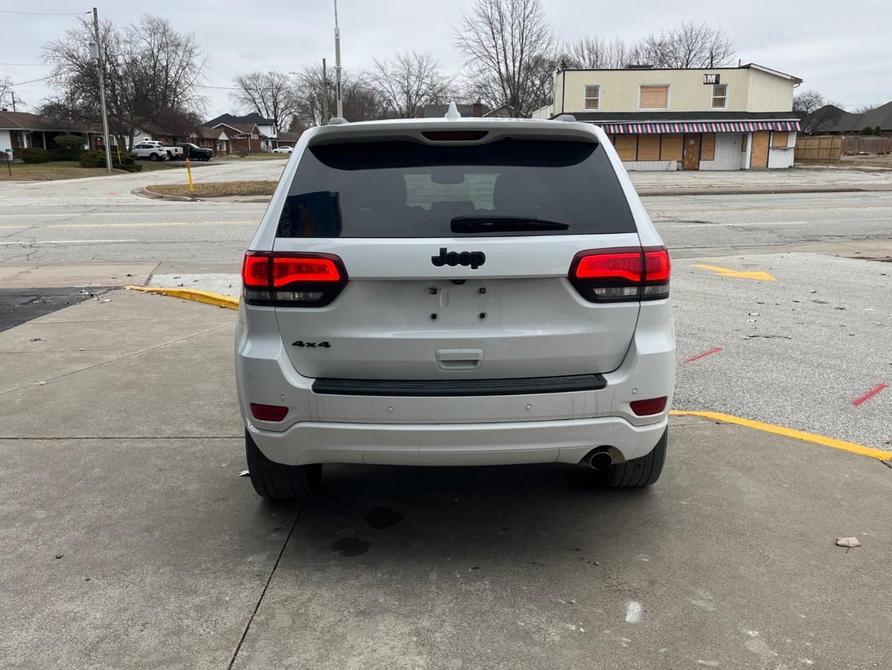 2021 Jeep Grand Cherokee  Photo