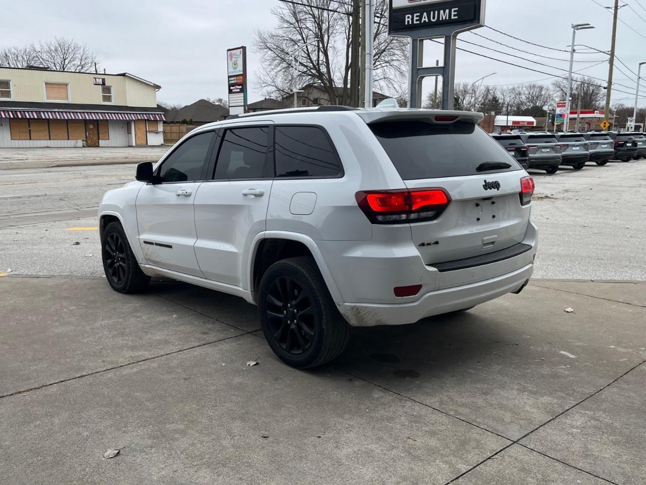 2021 Jeep Grand Cherokee  Photo