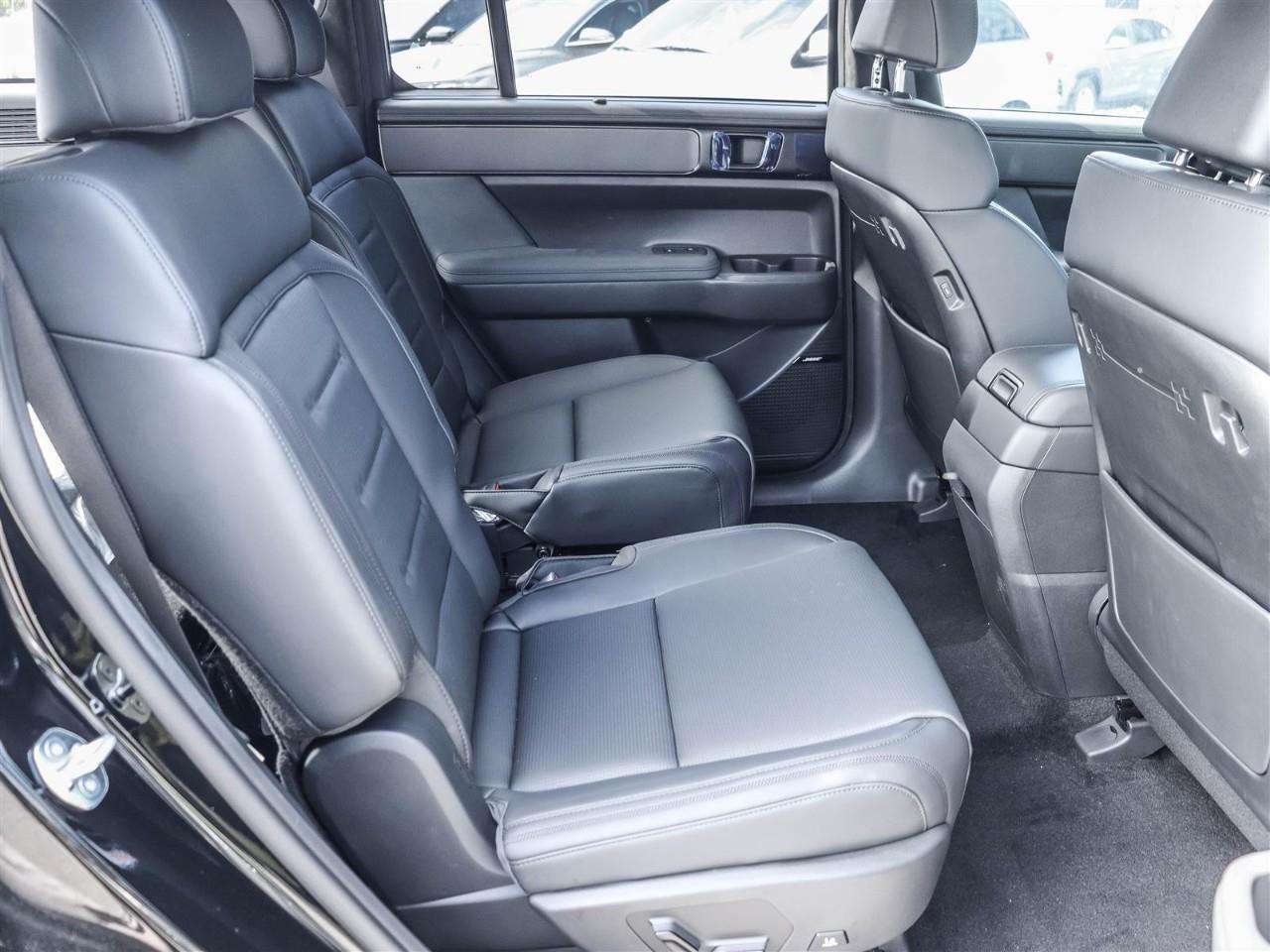 2025 Hyundai Santa Fe Ultimate Calligraphy 4dr All-Wheel Drive Photo