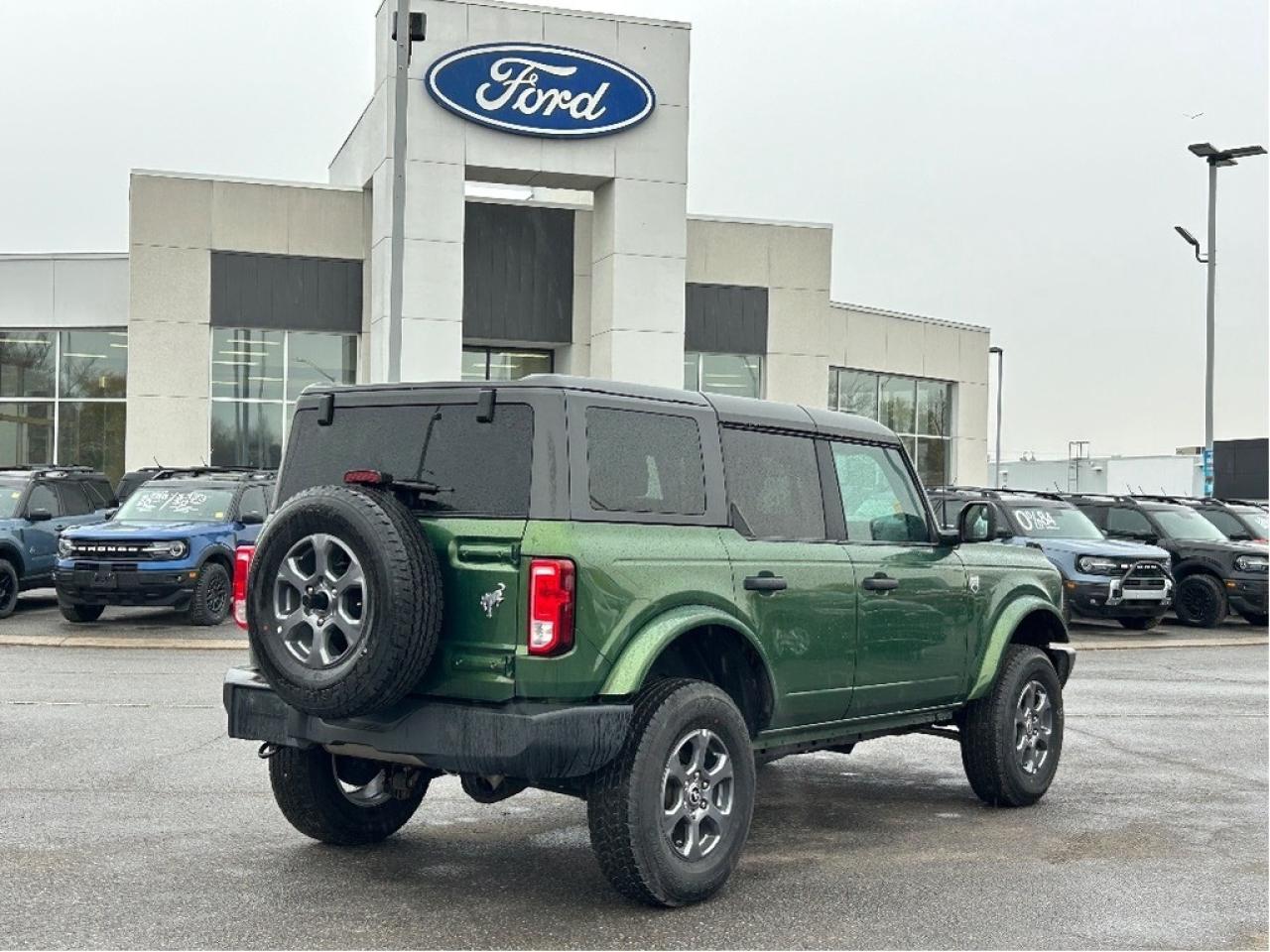 2022 Ford Bronco Big Bend 4dr 4x4 Photo